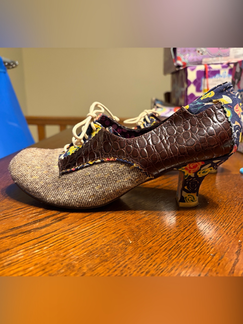 Irregular Choice First Kiss size 40/9